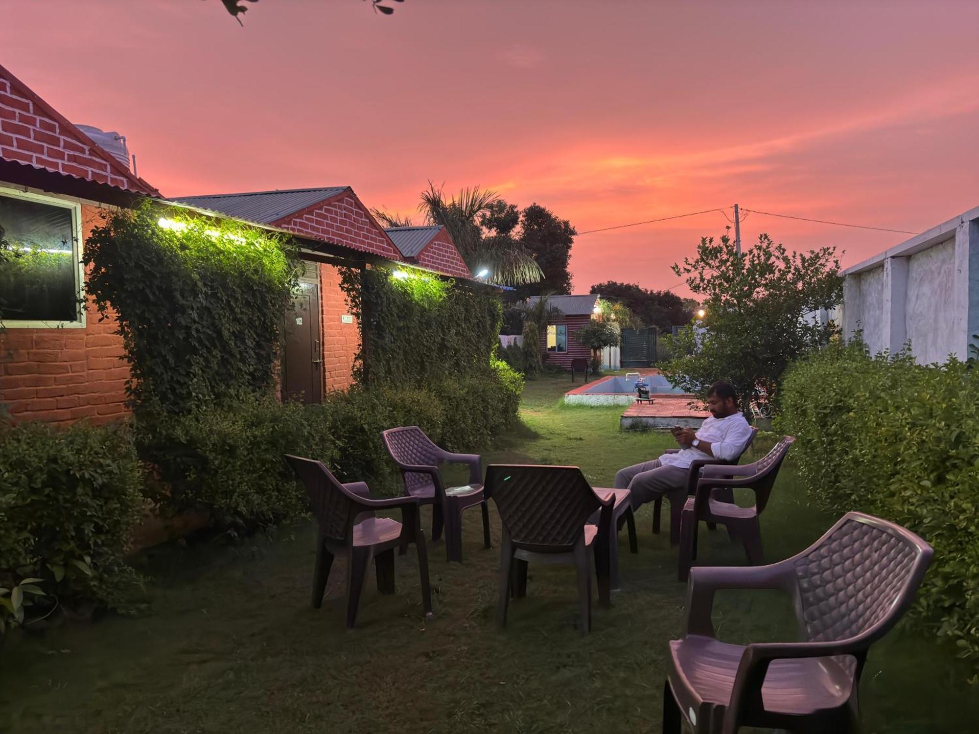 Hotel Lucifer Puškar Exteriér fotografie